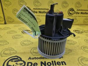 Usados Motor de ventilador de calefactor Ford Ka II 1.2 Precio € 20,00 Norma de margen ofrecido por de Nollen autorecycling