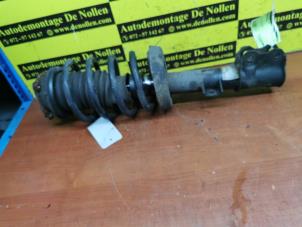 Used Front shock absorber, right Saab 9-5 Estate (YS3E) 2.3 Turbo 16V Aero Price € 75,00 Margin scheme offered by de Nollen autorecycling