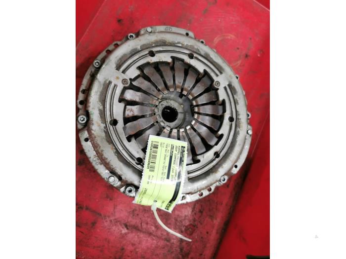 Used Clutch kit (complete) Jeep Compass II (MP) 1.4 Multi Air2 16V Price € 300,00 Margin scheme offered by autodemontage denollen