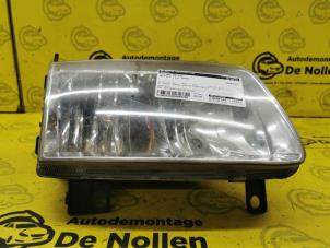 Używane Reflektor prawy Volkswagen Polo III (6N2) 1.4 Cena € 29,99 Procedura marży oferowane przez de Nollen autorecycling
