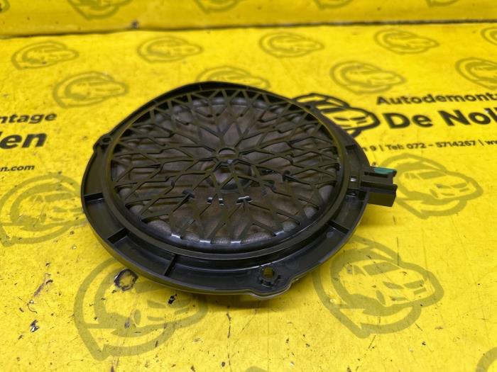 Speaker Cap Peugeot 2008 1 6 E HDi FAP 9803506480