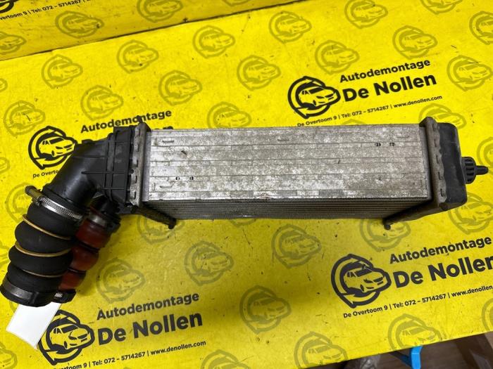Intercooler d'un Peugeot 2008 (CU) 1.6 e-HDi FAP 2014