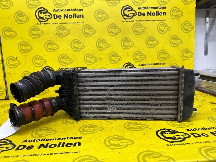 Intercooler d'un Peugeot 2008 (CU) 1.6 e-HDi FAP 2014