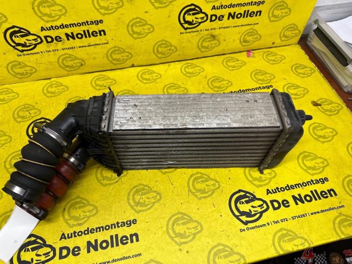 Intercooler d'un Peugeot 2008 (CU) 1.6 e-HDi FAP 2014