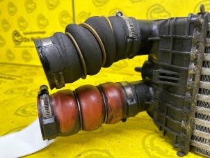 Intercooler d'un Peugeot 2008 (CU) 1.6 e-HDi FAP 2014