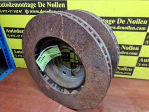 Used Front brake disc Porsche Cayenne (9PA) 3.0 TDI V6 24V Price on request offered by de Nollen autorecycling
