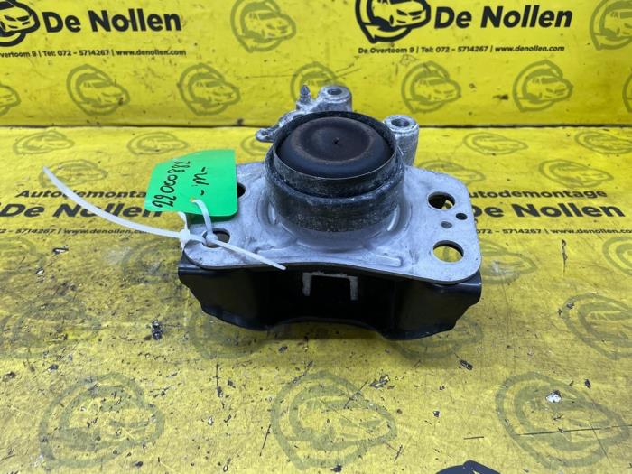 Used Engine mount Renault Twingo II (CN) 1.2 16V Price € 40,00 Margin scheme offered by autodemontage denollen