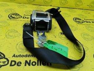 Usados Cinturón de seguridad izquierda delante Opel Agila (A) 1.2 16V Twin Port Precio € 29,99 Norma de margen ofrecido por de Nollen autorecycling