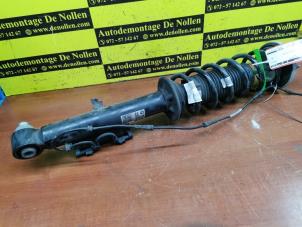 Used Rear shock absorber, right BMW 5 serie (G30) 530d 3.0 TwinPower Turbo 24V Price € 100,00 Margin scheme offered by de Nollen autorecycling