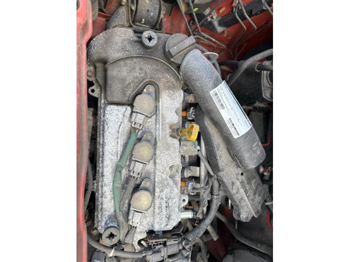 Engine from a Nissan Pixo (D31S) 1.0 12V 2010