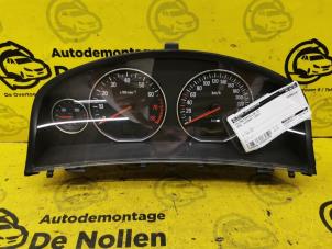Usados Cuentakilómetros Opel Signum (F48) 1.8 16V Precio € 40,00 Norma de margen ofrecido por de Nollen autorecycling