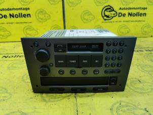 Used Radio Opel Signum (F48) 1.8 16V Price € 60,00 Margin scheme offered by de Nollen autorecycling