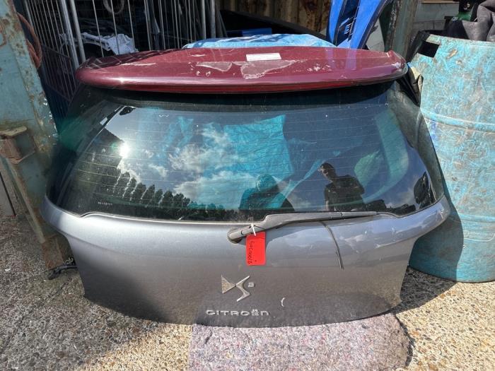 Begagnade Baklucka Citroen DS3 (SA) 1.6 16V VTS THP 155 Pris på förfrågan erbjuds av autodemontage denollen
