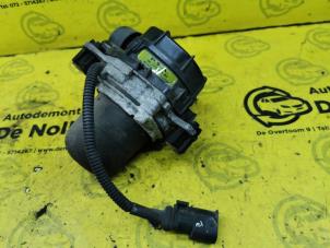 Usagé Pompe secondaire Citroen C3 (FC/FL/FT) 1.1 Prix € 50,00 Règlement à la marge proposé par de Nollen autorecycling