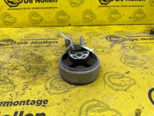 Used Gearbox mount Opel Adam 1.2 16V Price € 19,95 Margin scheme offered by de Nollen autorecycling