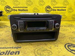 Gebrauchte Radio CD Spieler Volkswagen Polo V (6R) 1.2 12V BlueMotion Technology Preis € 30,00 Margenregelung angeboten von de Nollen autorecycling