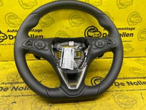 Usados Volante Opel Corsa F (UB/UH/UP) 1.2 Turbo 12V 100 Precio € 150,00 Norma de margen ofrecido por de Nollen autorecycling