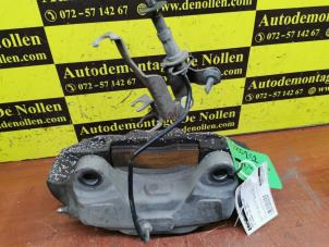 Used Front brake calliper, right Volkswagen Touareg (7PA/PH) 3.0 TDI V6 24V Price on request offered by de Nollen autorecycling