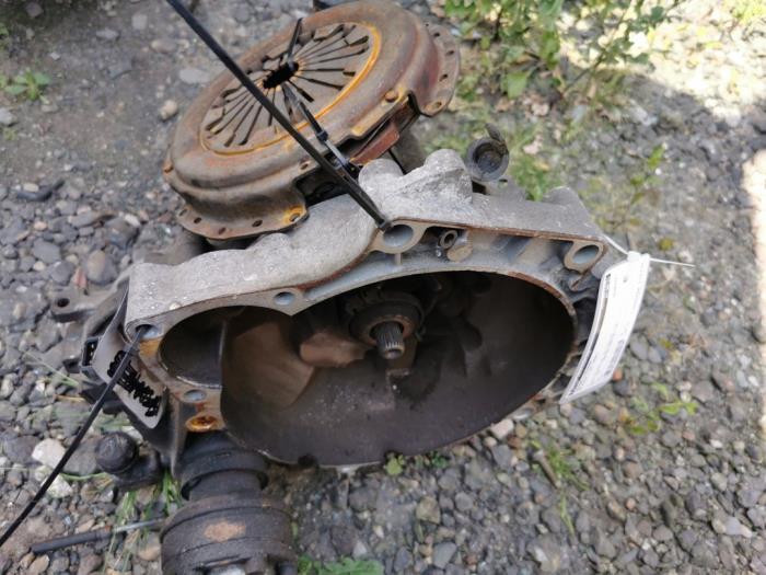 Usagé Boîte de vitesse Volkswagen Polo III (6N1) 1.3i 55 Prix € 100,00 Règlement à la marge proposé par autodemontage denollen