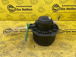 Used Heating and ventilation fan motor Ssang Yong Rexton 2.7 Xdi RX270 XVT 16V Price on request offered by de Nollen autorecycling