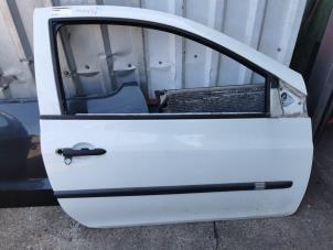 Used Door 2-door, right Renault Clio III (BR/CR) 1.5 dCi 75 FAP Price € 150,00 Margin scheme offered by de Nollen autorecycling