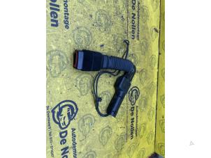 Usagé Tendeur de ceinture droit Mini Mini (R56) 1.6 16V Cooper Prix € 100,00 Règlement à la marge proposé par de Nollen autorecycling