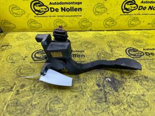 Used Accelerator pedal Iveco New Daily IV 29L10V Price € 50,00 Margin scheme offered by de Nollen autorecycling