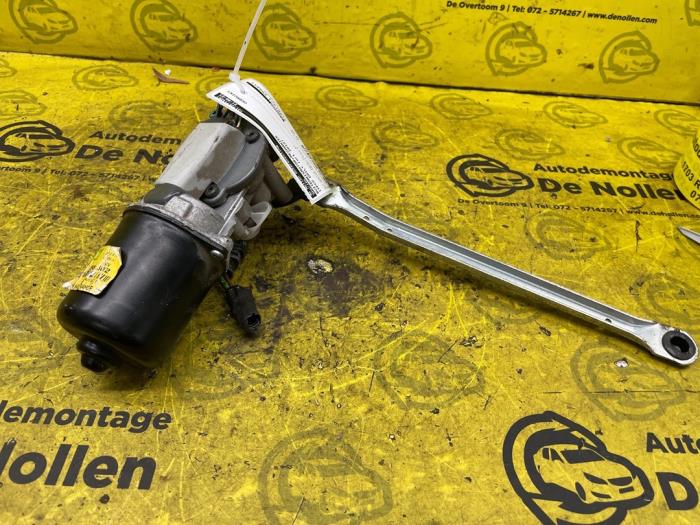 Wiper motor + mechanism Iveco New Daily IV 29L10V 53556502 VALEO