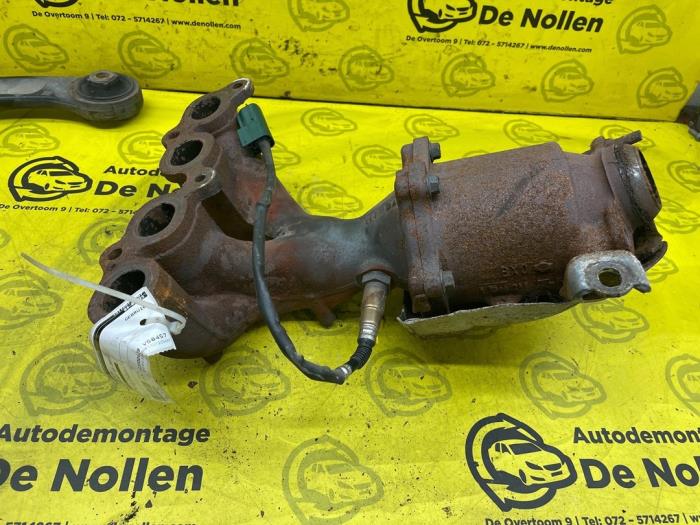 Używane Katalizator Nissan Note (E11) 1.4 16V Cena € 175,00 Procedura marży oferowane przez autodemontage denollen