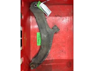 Used Front wishbone, right Renault Clio III (BR/CR) 1.5 dCi 75 FAP Price € 50,00 Margin scheme offered by de Nollen autorecycling