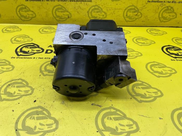 Gebrauchte ABS Pumpe Mercedes S (W220) 3.2 S-320 CDI 24V Preis € 48,00 Margenregelung angeboten von autodemontage denollen