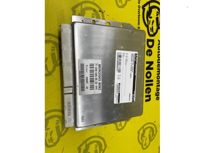Begagnade Luftfjädringsmodul Mercedes S (W220) 3.2 S-320 CDI 24V Pris € 75,00 Marginaltabell erbjuds av autodemontage denollen