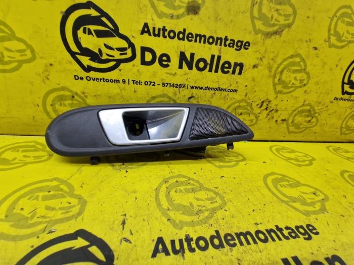 Begagnade Handtag Ford Fiesta 6 (JA8) 1.0 EcoBoost 12V Sport Pris € 25,00 Marginaltabell erbjuds av autodemontage denollen