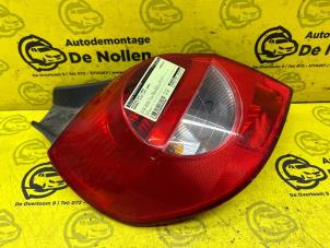 Used Taillight, left Renault Clio III (BR/CR) 1.2 16V 75 Price € 30,00 Margin scheme offered by de Nollen autorecycling