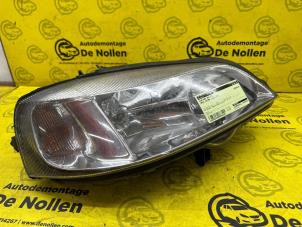 Usados Faro derecha Opel Astra G (F08/48) 1.6 16V Precio € 30,00 Norma de margen ofrecido por de Nollen autorecycling