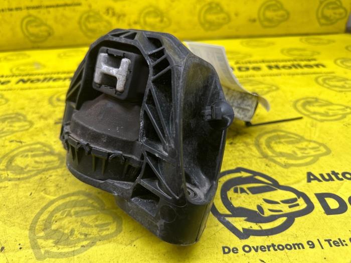 Used Engine mount Peugeot 208 I (CA/CC/CK/CL) 1.0 Vti 12V PureTech Price € 35,00 Margin scheme offered by autodemontage denollen