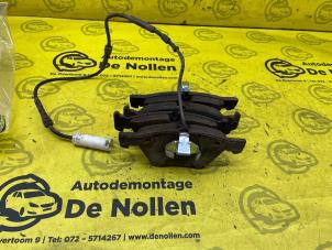 Used Front brake pad BMW 1 serie (E88) 120i 16V Price € 25,00 Margin scheme offered by de Nollen autorecycling