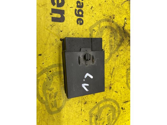 Begagnade Sätesdator BMW 1 serie (E88) 120i 16V Pris € 25,00 Marginaltabell erbjuds av autodemontage denollen