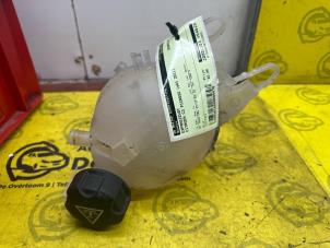 Used Expansion vessel Citroen C3 Picasso (SH) 1.6 HDi 90 Price € 25,00 Margin scheme offered by de Nollen autorecycling