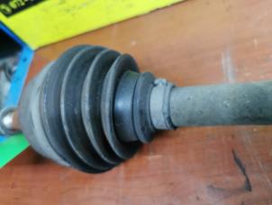 Used Front drive shaft, right Peugeot Expert (222/224) 2.0 HDi 90 Price € 75,00 Margin scheme offered by de Nollen autorecycling