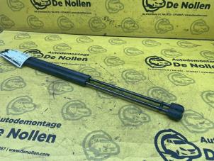 Used Set of tailgate gas struts Ford Fusion 1.6 16V Price € 30,00 Margin scheme offered by de Nollen autorecycling