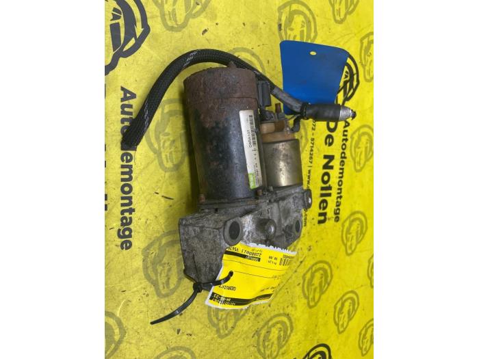 Gebrauchte Anlasser Renault Espace (JK) 3.5 V6 24V Grand Espace Preis € 50,00 Margenregelung angeboten von autodemontage denollen