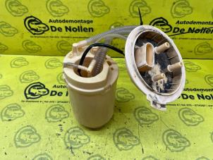 Used Electric fuel pump Porsche Cayenne (9PA) 3.0 TDI V6 24V Price € 125,00 Margin scheme offered by de Nollen autorecycling