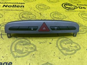 Used Panic lighting switch Peugeot 308 (4A/C) 1.6 VTI 16V Price € 15,00 Margin scheme offered by de Nollen autorecycling