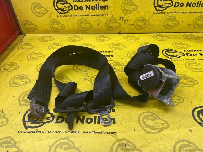 Sicherheitsgurt links vorne van een Opel Combo (Corsa C) 1.7 DI 16V 2003