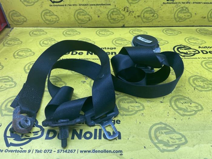 Sicherheitsgurt links vorne van een Opel Combo (Corsa C) 1.7 DI 16V 2003