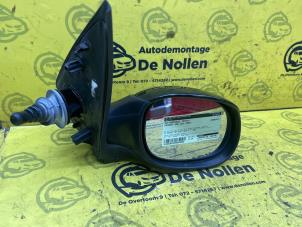 Used Wing mirror, right Peugeot 206 (2A/C/H/J/S) 1.4 XR,XS,XT,Gentry Price € 30,00 Margin scheme offered by de Nollen autorecycling