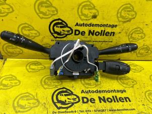 Used Steering column stalk Peugeot 206 SW (2E/K) 1.6 16V Price € 75,00 Margin scheme offered by de Nollen autorecycling