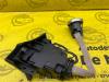 Ignition switch contact block from a BMW Z4 Roadster (E89) sDrive 23i 2.5 24V 2009