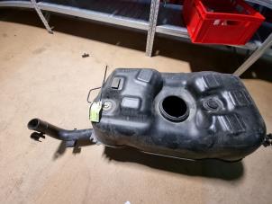 Used Tank Citroen Jumper (U9) 2.2 HDi 130 Euro 5 Price € 302,50 Inclusive VAT offered by de Nollen autorecycling